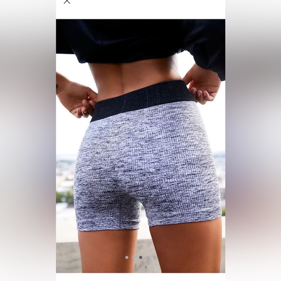 Free People Prajna Short M/L - Picture 3 of 4